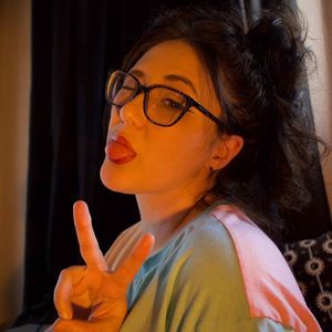 Meet your Posher, Jilliene